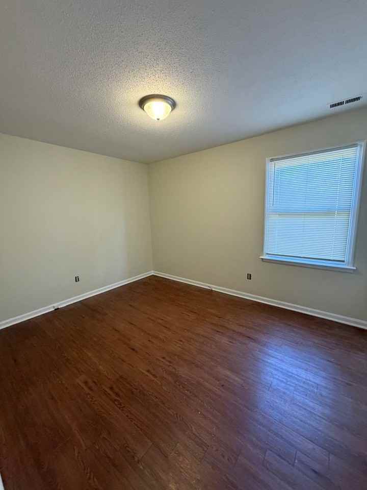 1610 Dillahunt St - Photo 6 of 9