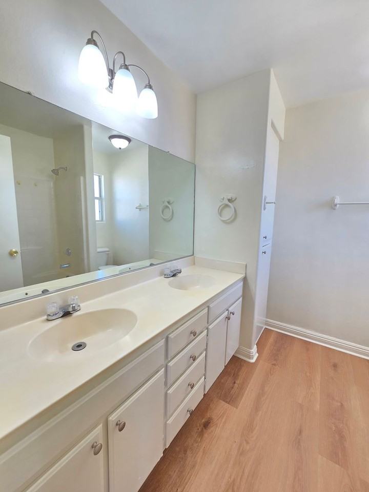 8319 Charles Pl - Photo 6 of 28