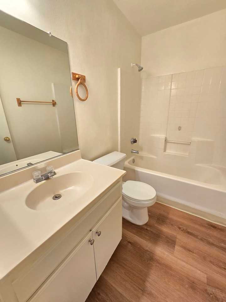 8319 Charles Pl - Photo 7 of 28