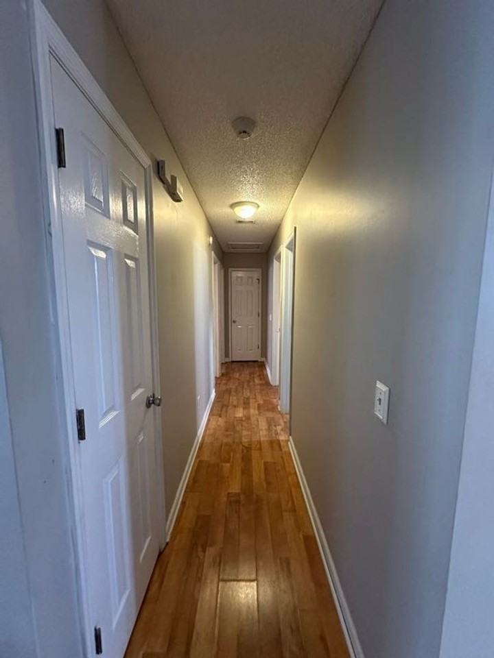 130 Lakeside Dr - Photo 7 of 17