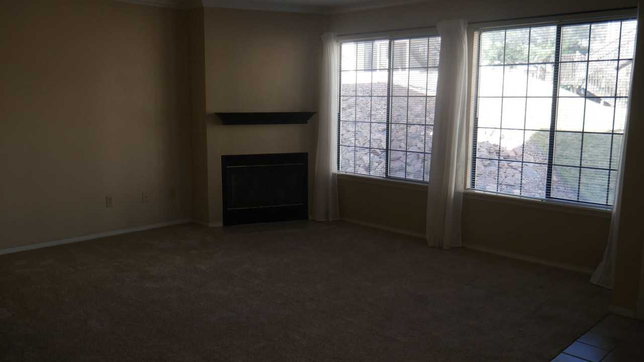 2122 Denton Grv #103 - Photo 2 of 8