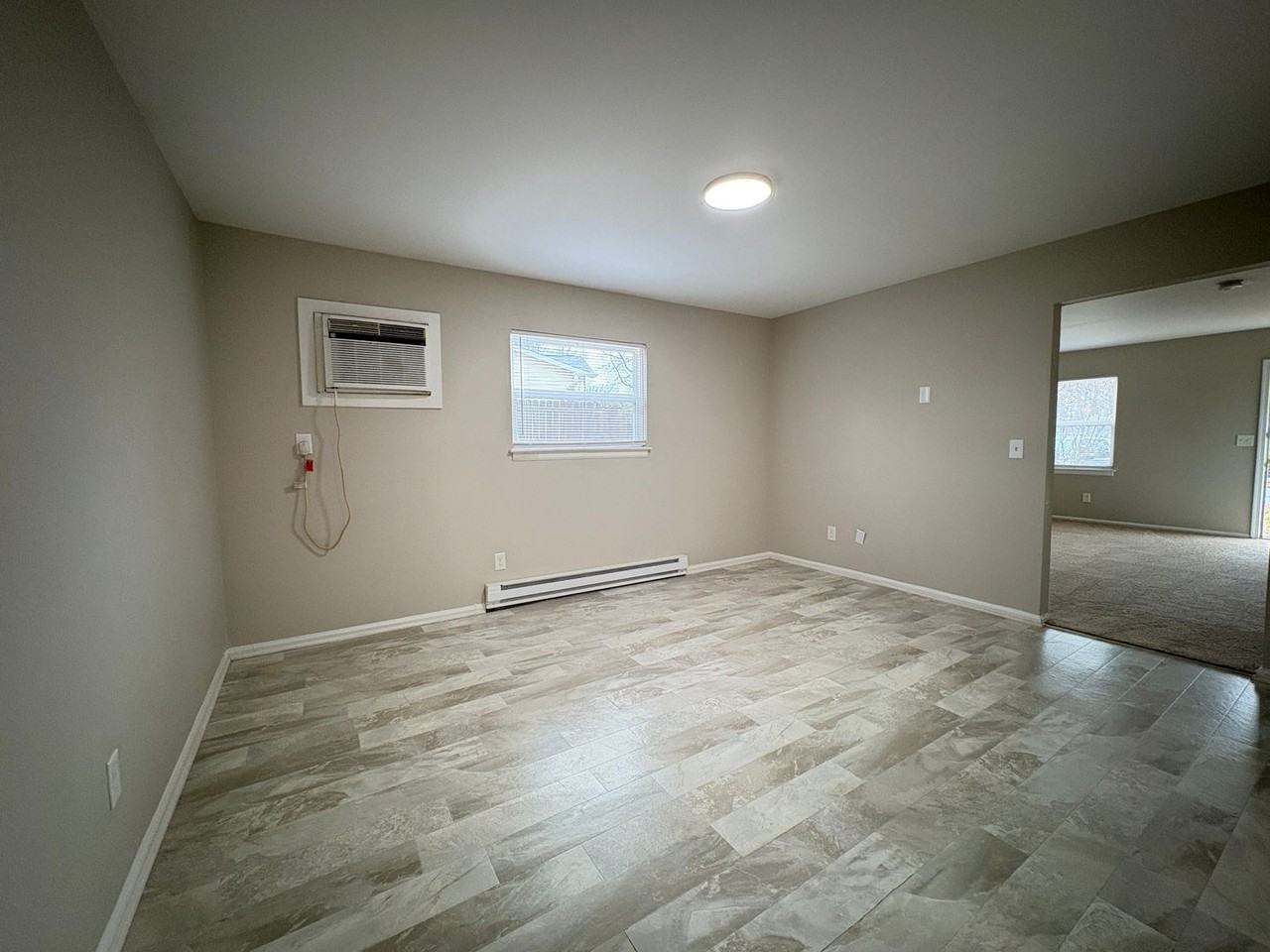 3125 Kilkenny Ave - Photo 4 of 14