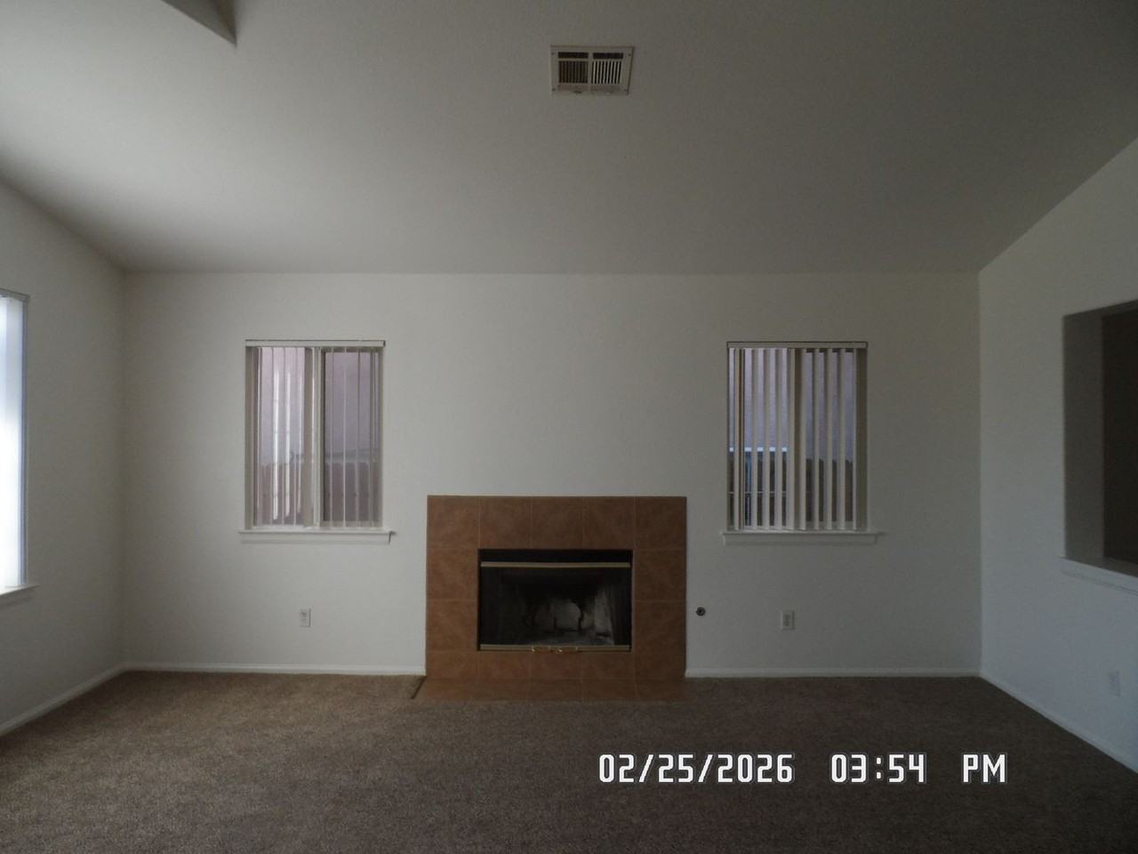 17610 Caprice Way - Photo 4 of 44