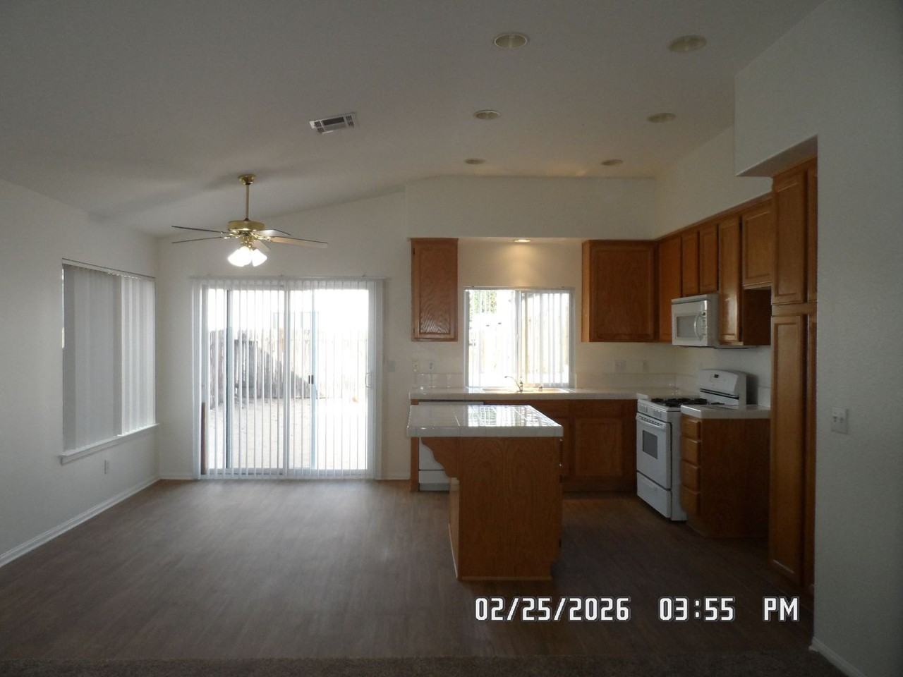 17610 Caprice Way - Photo 7 of 44