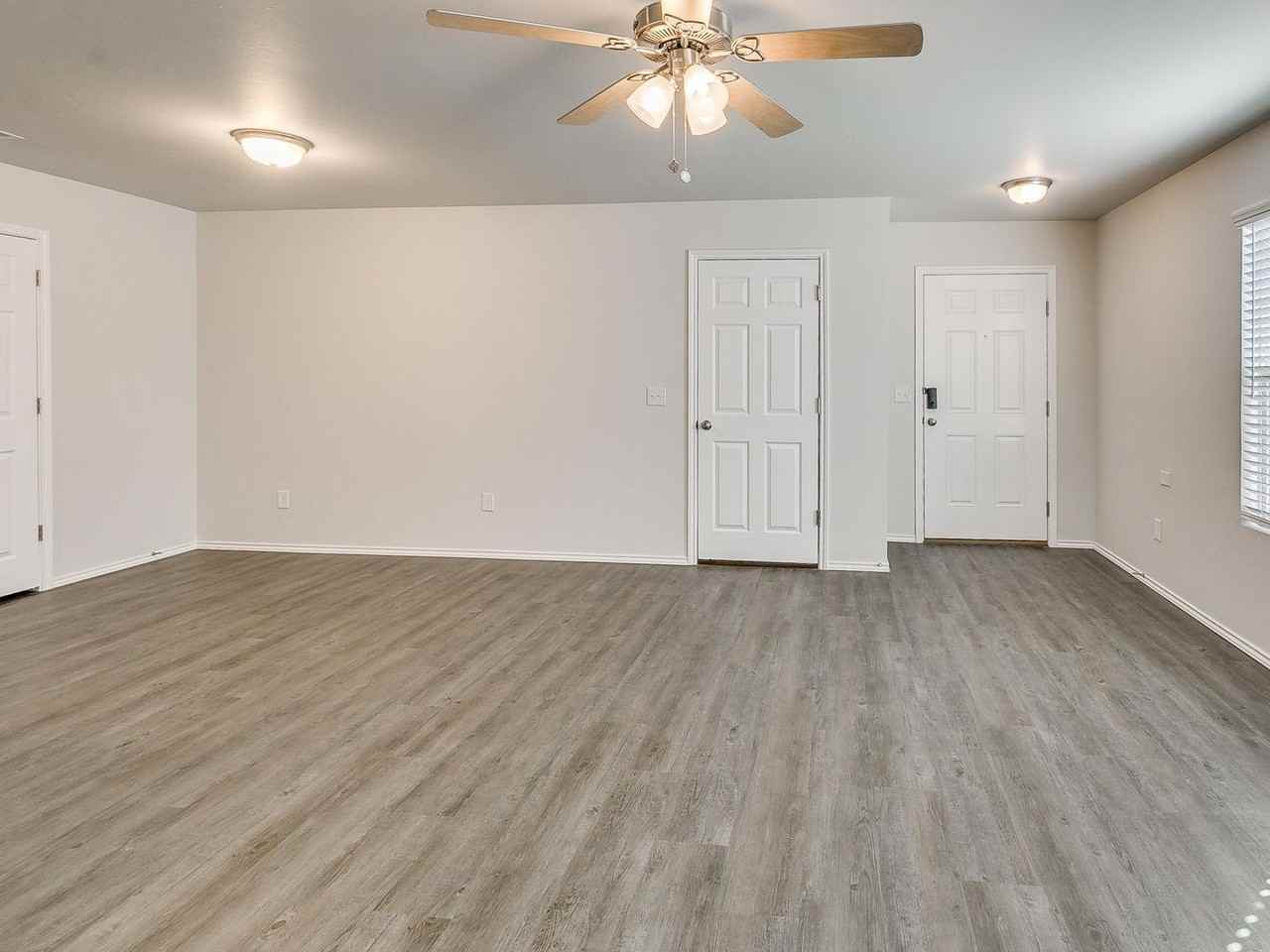 9517 Black Tail Cir - Photo 7 of 22