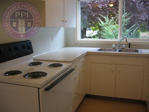 2811 Se 74th Ave - Photo 6 of 12