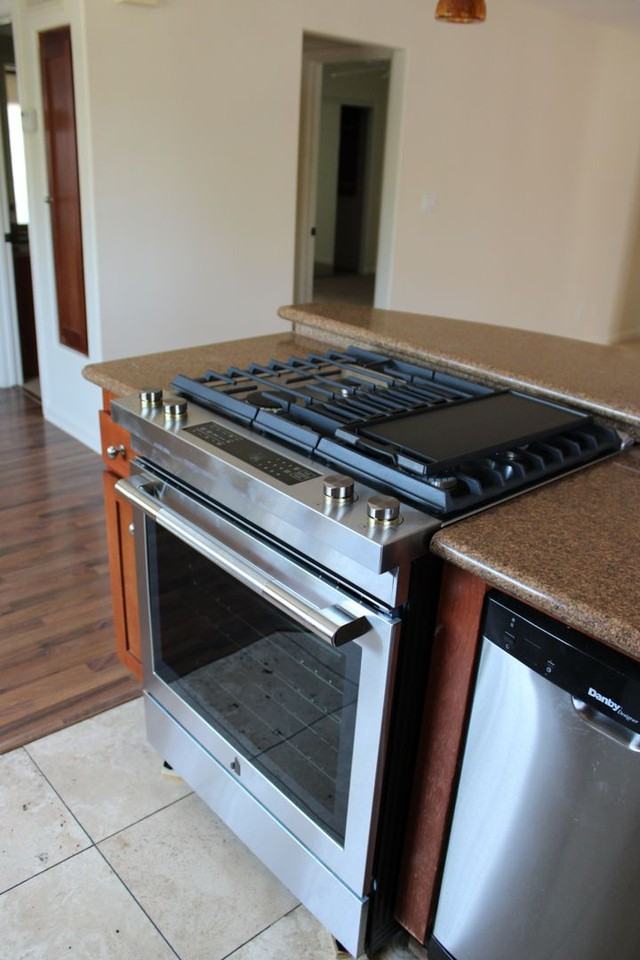 4090 Falcon St - Photo 6 of 50