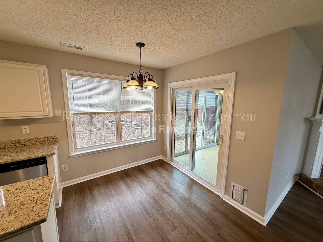 110 Ridge Lake Dr - Photo 4 of 28