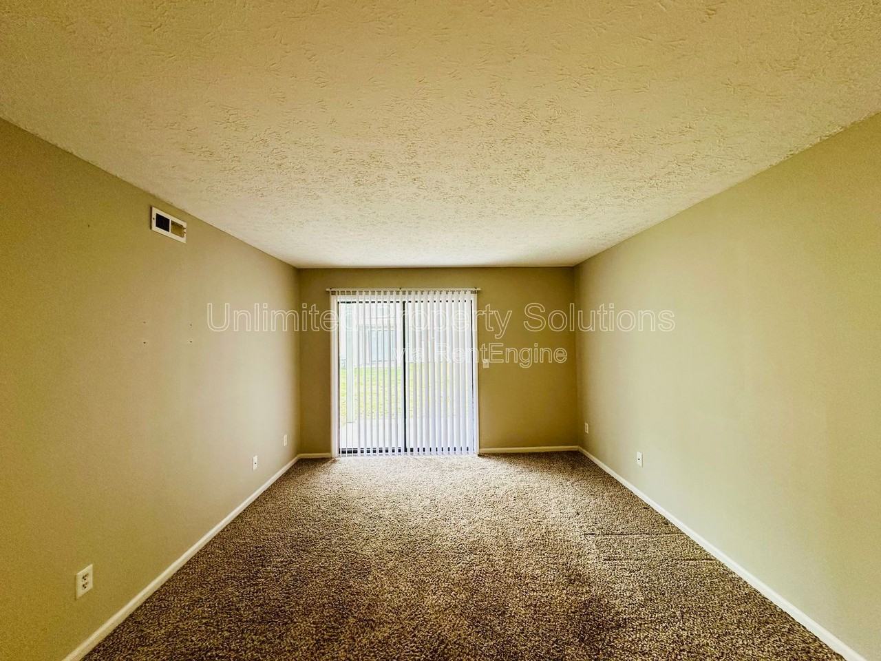 215 Sunn Aire Ct #A - Photo 2 of 15