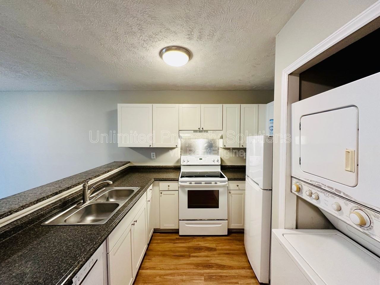 215 Sunn Aire Ct #A - Photo 4 of 15