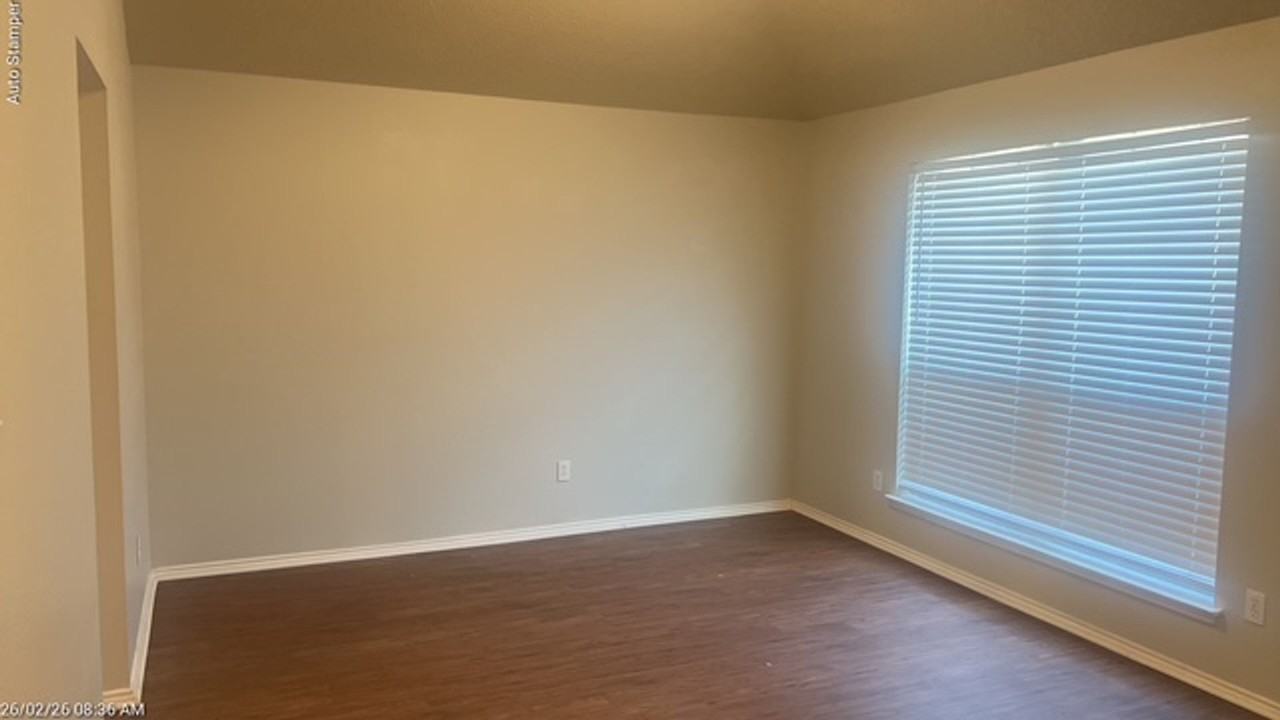 2913 Vicksburg Ln - Photo 3 of 39