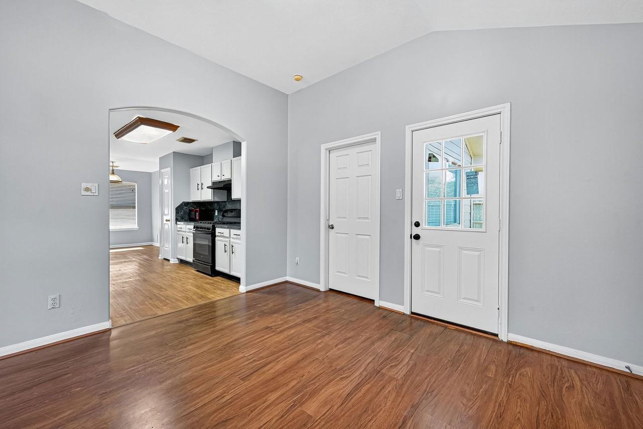 4002 Teal Run Place Ct - Photo 7 of 35