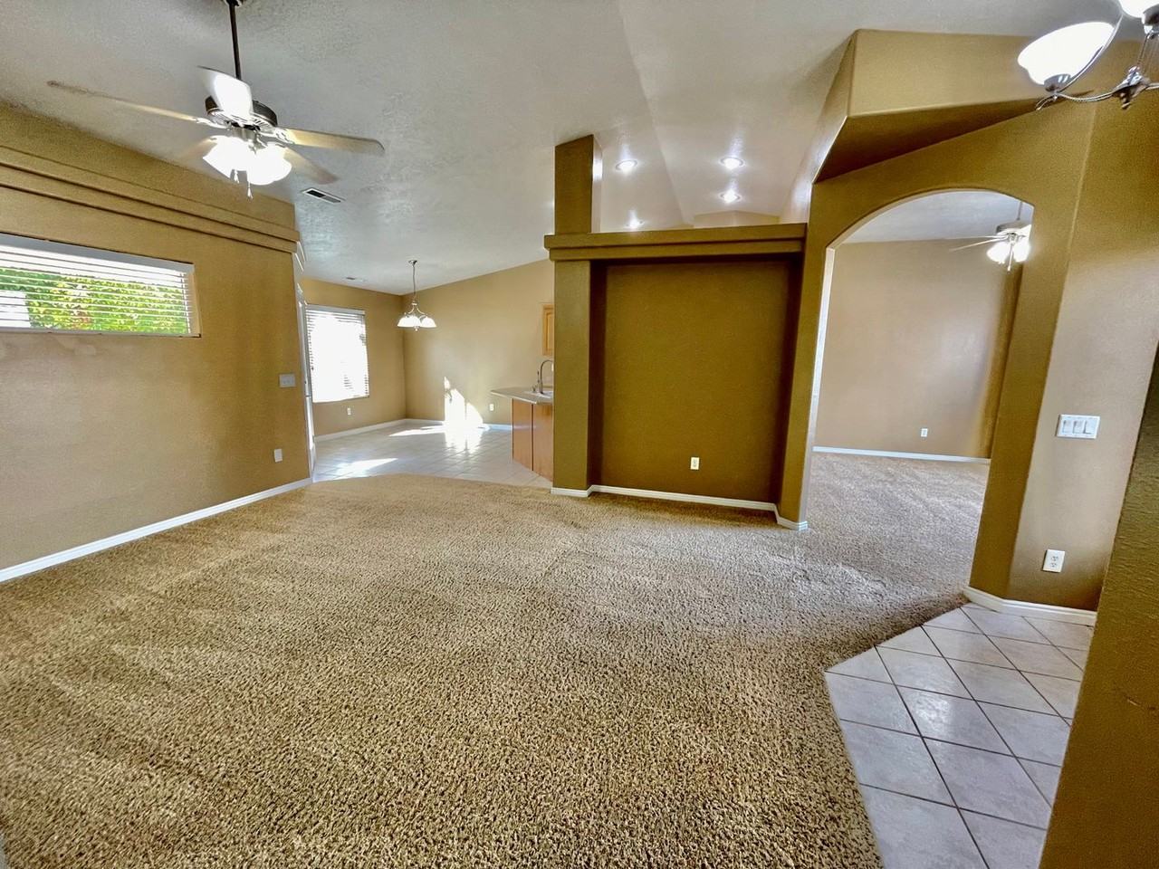 199 W 2025 S #38 - Photo 4 of 18