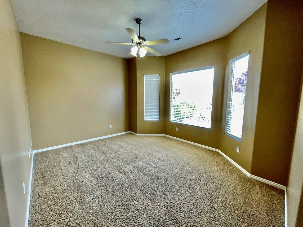 199 W 2025 S #38 - Photo 5 of 18