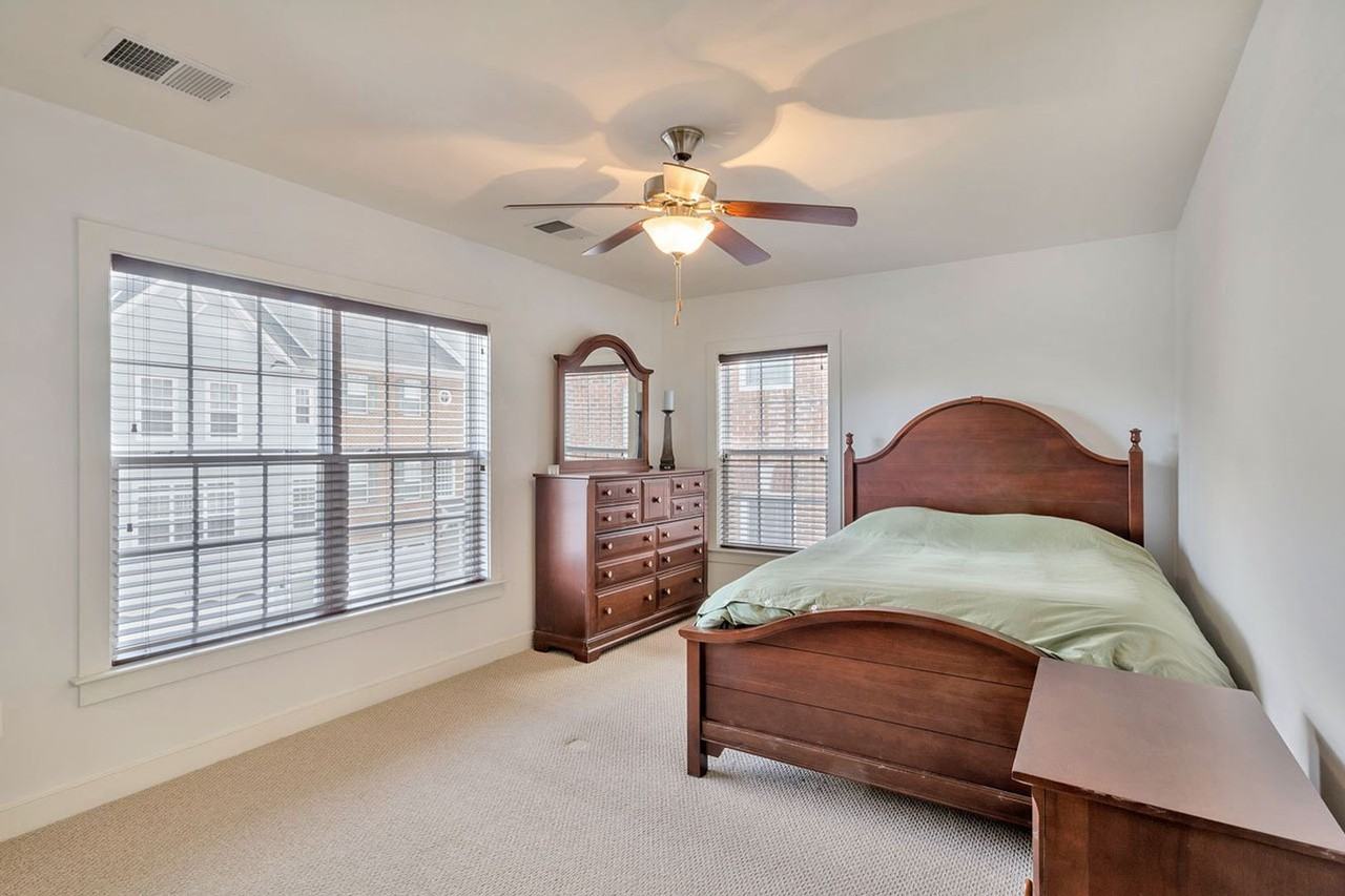 158 Brookwood Dr - Photo 5 of 11