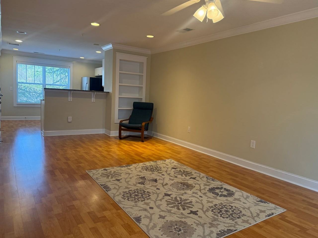 1830 Candlewood Ct - Photo 6 of 19