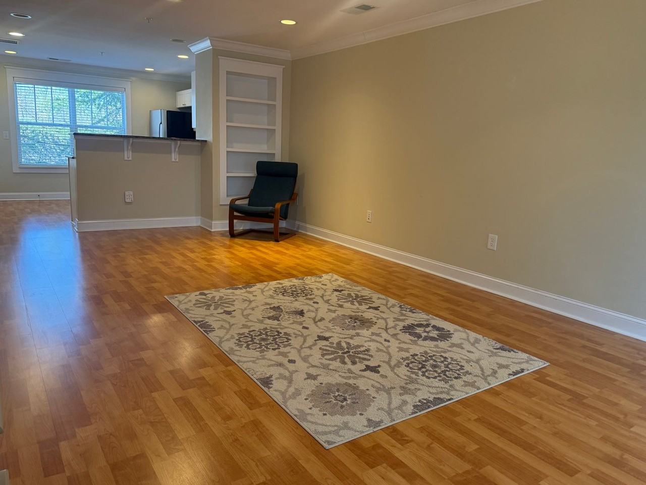 1830 Candlewood Ct - Photo 7 of 19