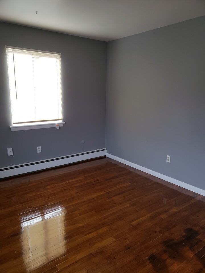 722 Erford Rd - Photo 7 of 13