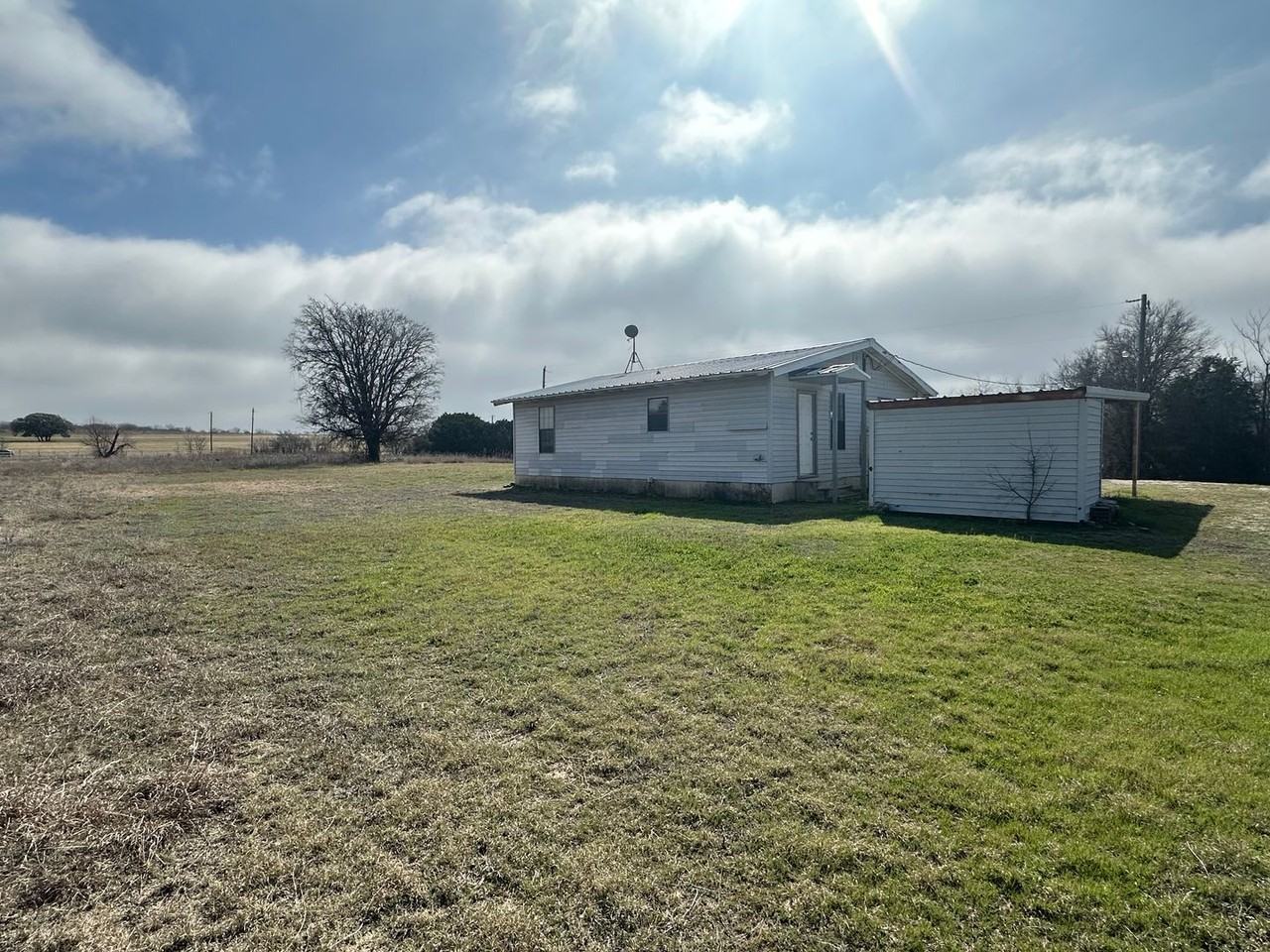 58 Haynes Rd - Photo 3 of 14