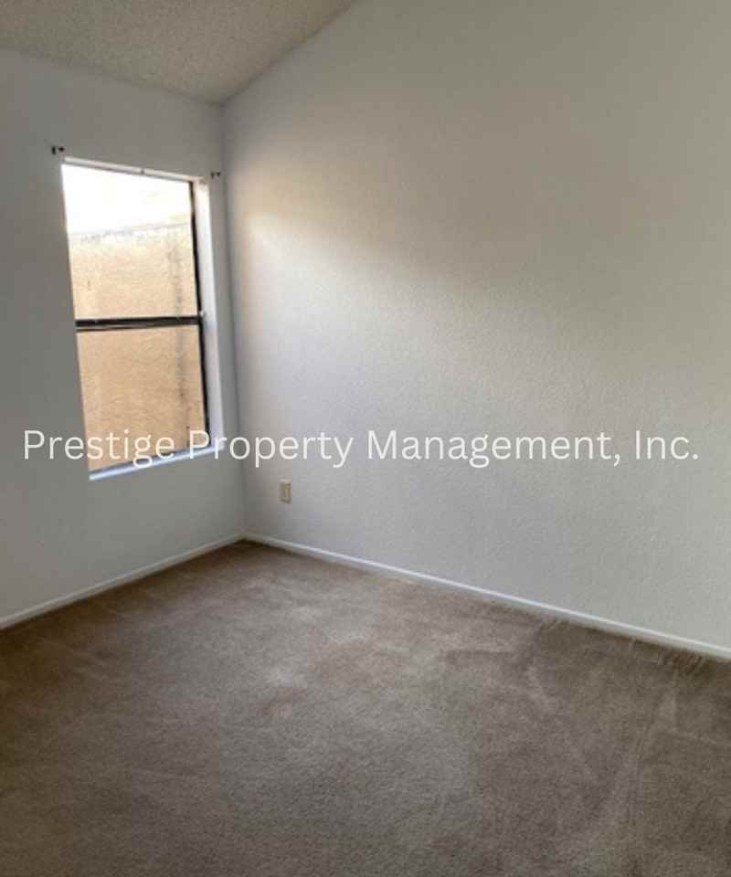 2950 W Avenida Destino - Photo 7 of 13