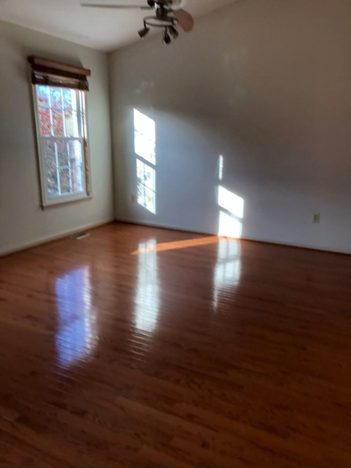 8 Cedarwood Ct - Photo 7 of 28