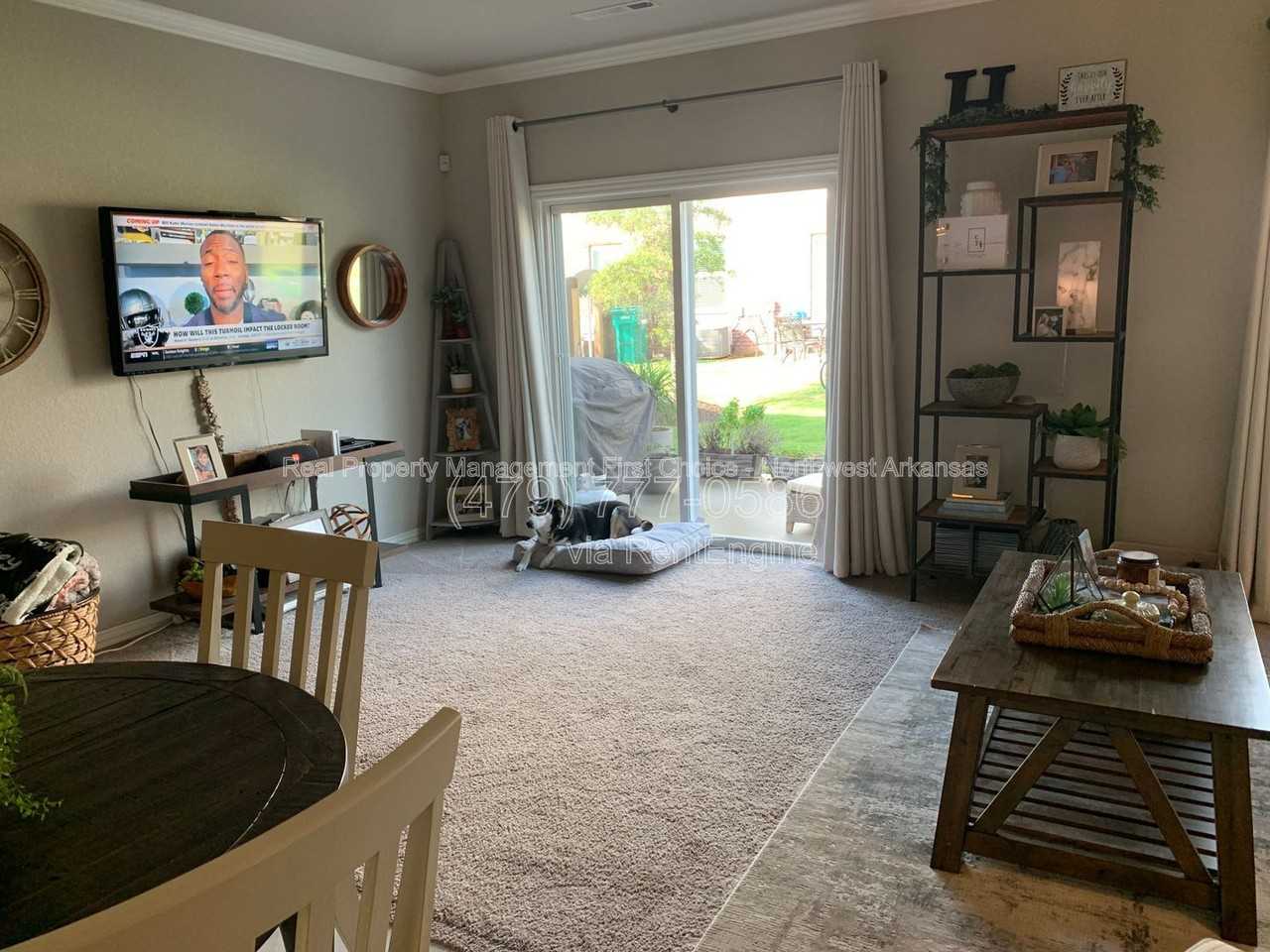 2761 W Kilimanjaro Way - Photo 4 of 16