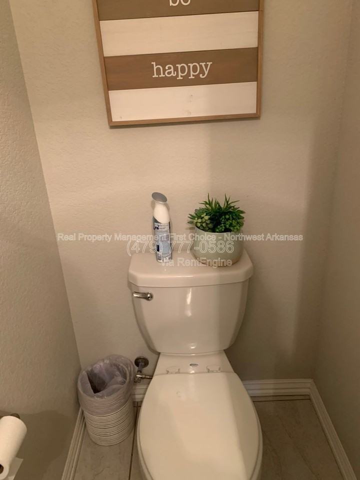 2761 W Kilimanjaro Way - Photo 7 of 16