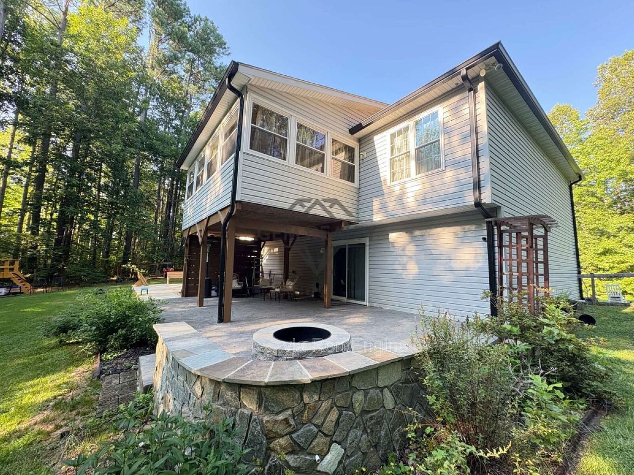 21 Countryside Dr - Photo 4 of 47