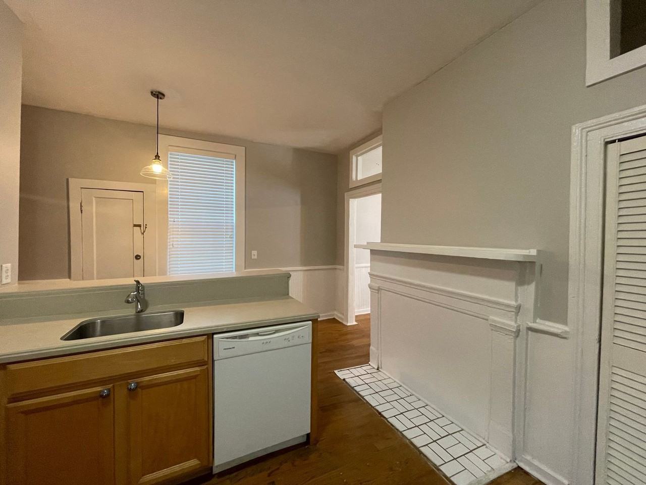 882 Walnut Street Ln - Photo 5 of 12