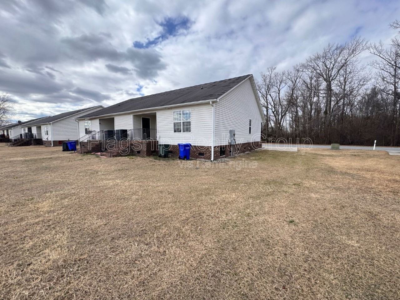 5170 Deveron St #A - Photo 3 of 4