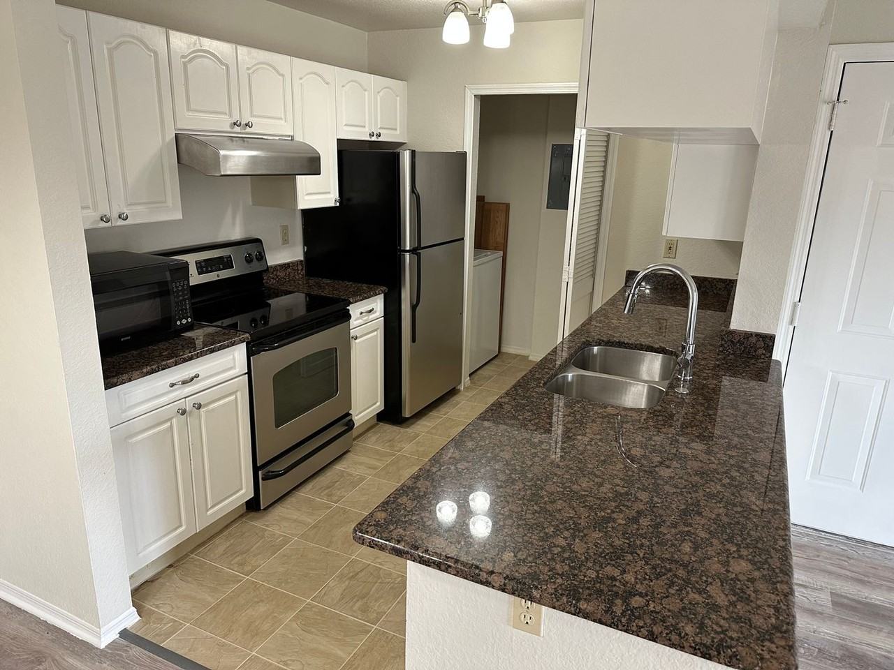 2550 N Alafaya Trl #3301 - Photo 4 of 11