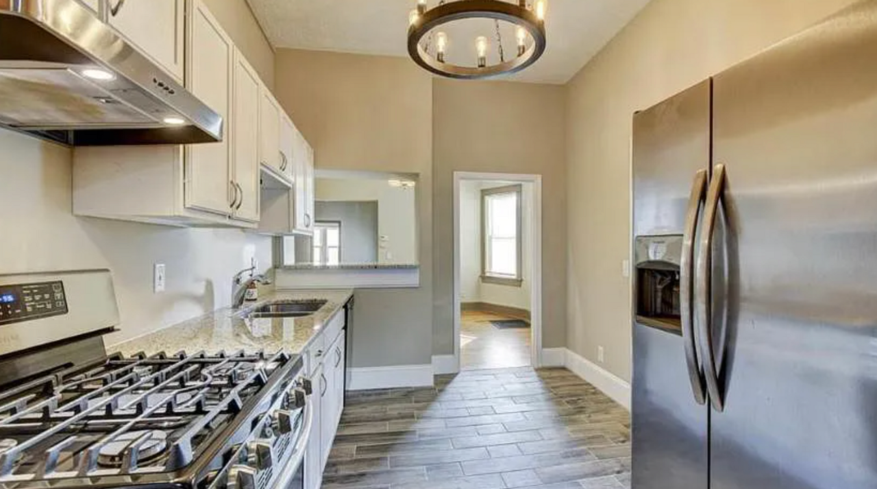 1028 N 33rd St - Photo 7 of 19