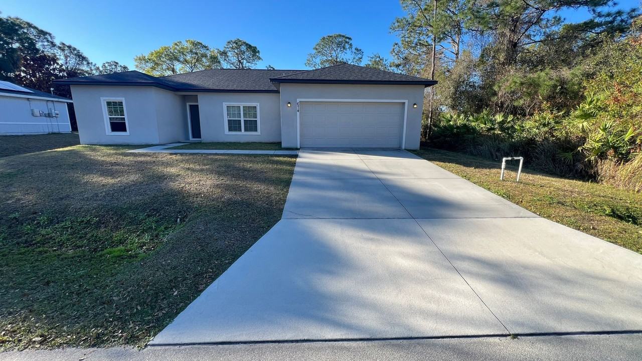 674 Toni St Sw - Photo 2 of 31