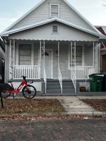 featured image of 2320 W Walnut St