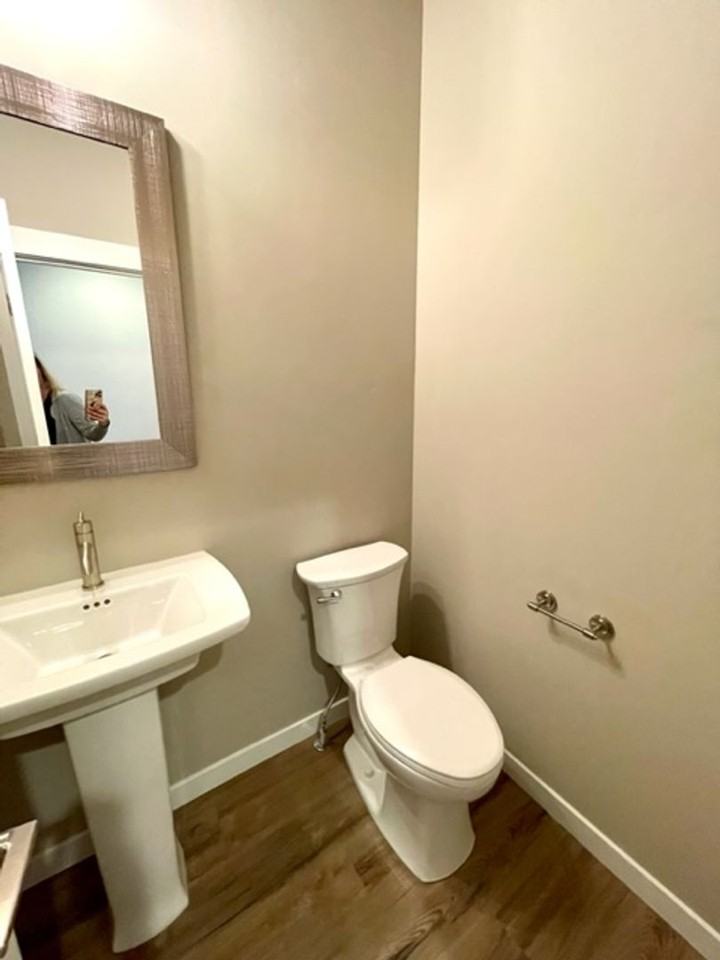 Jennifer Triplex - 61525-JENN-00 - Photo 6 of 33