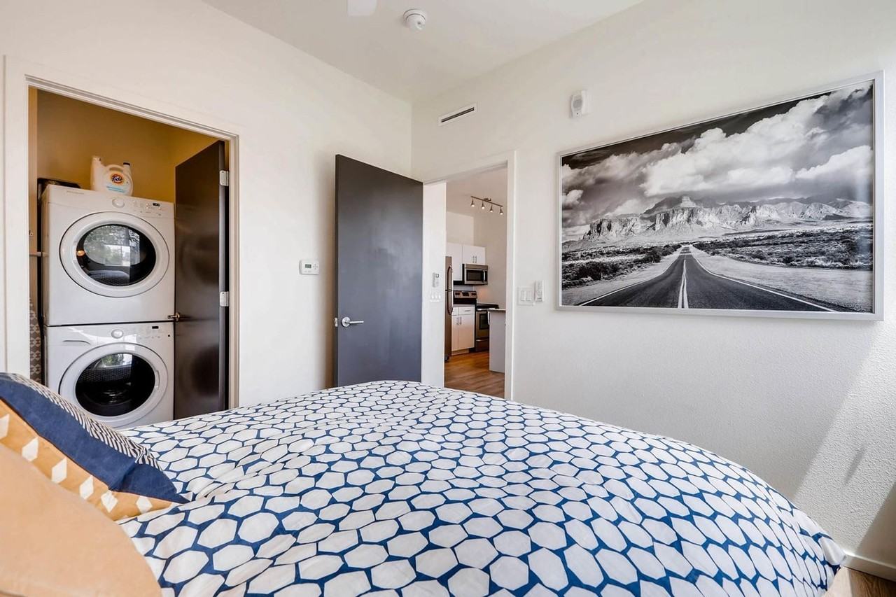 3201 Osage St #303 - Photo 7 of 11