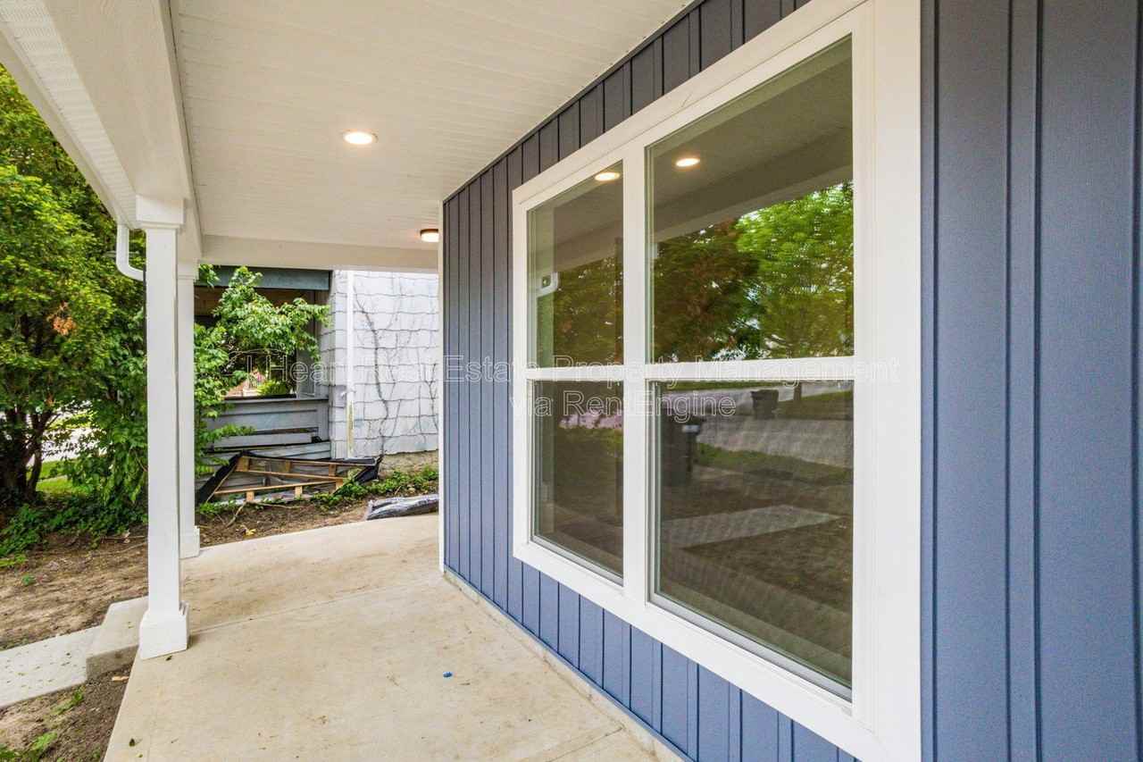 117 Wisconsin Ave - Photo 6 of 39