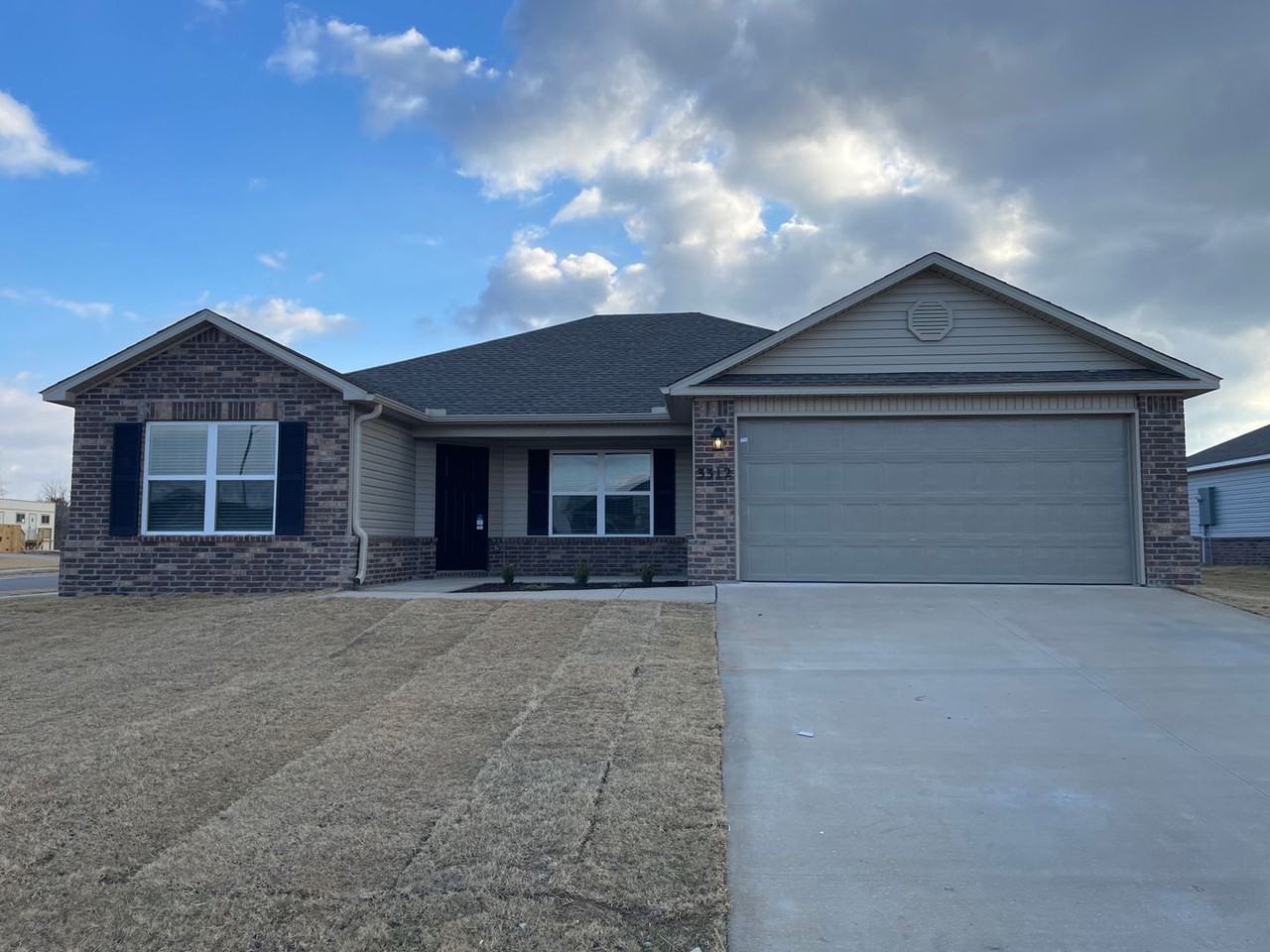 3312 E Jacob Ln - Photo 4 of 17