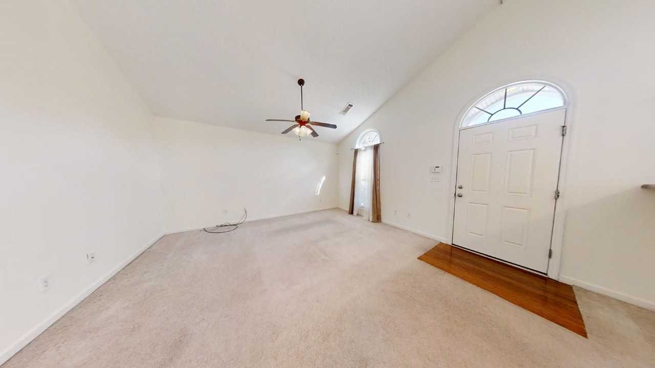 2108 Dutch Ct - Photo 7 of 14