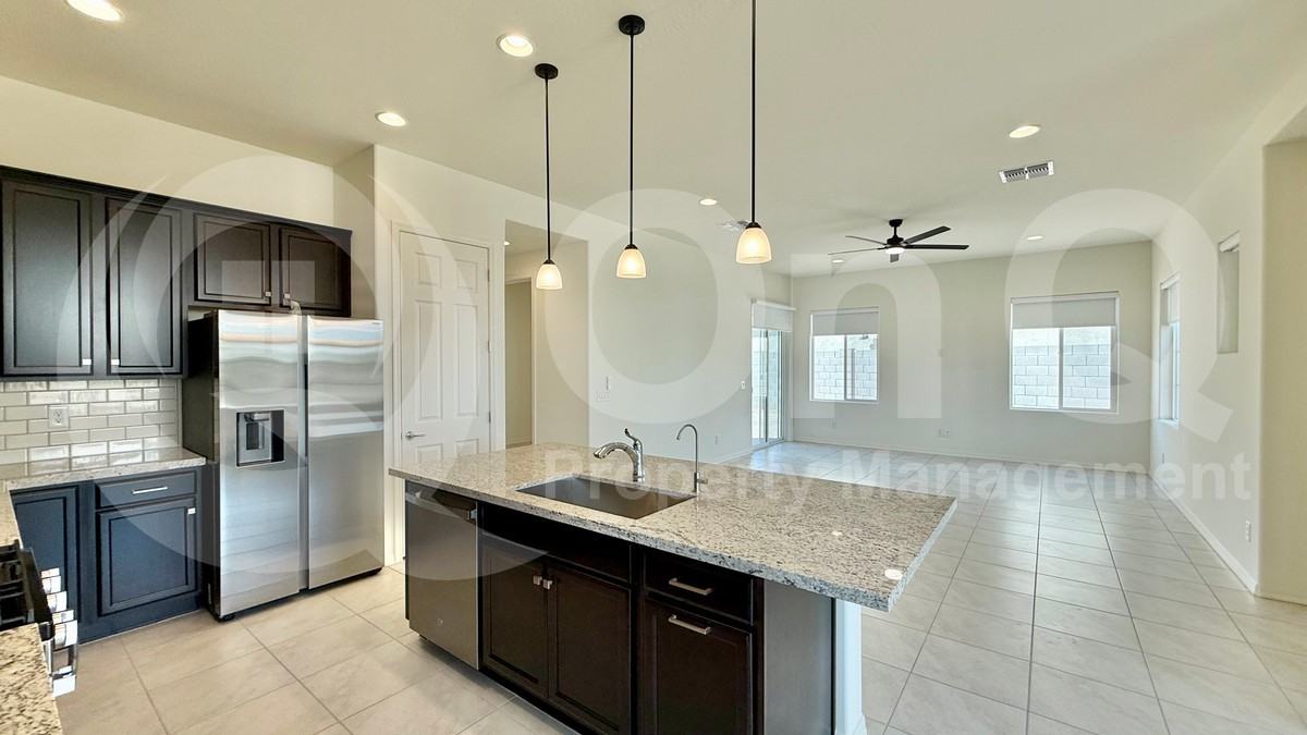 2223 W Tether Trl - Photo 6 of 21