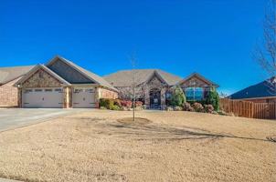 featured image of 2705 Sw Glenn Ridge Rd