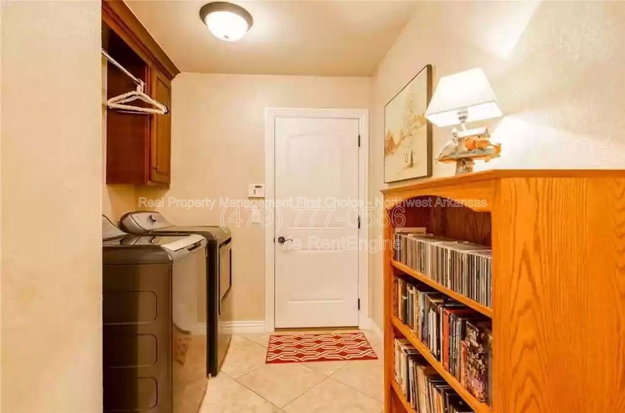 2705 Sw Glenn Ridge Rd - Photo 3 of 25