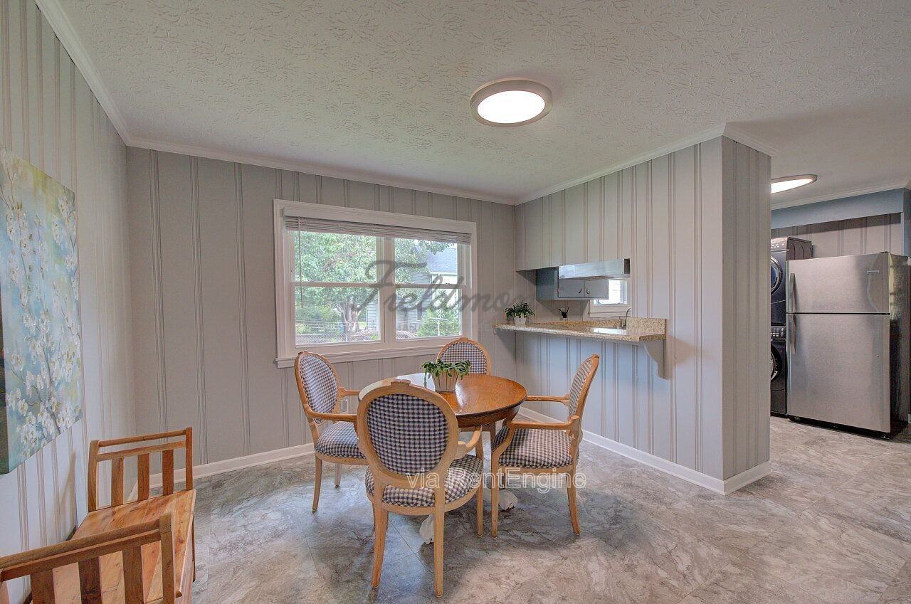 301 Bannister St - Photo 6 of 28