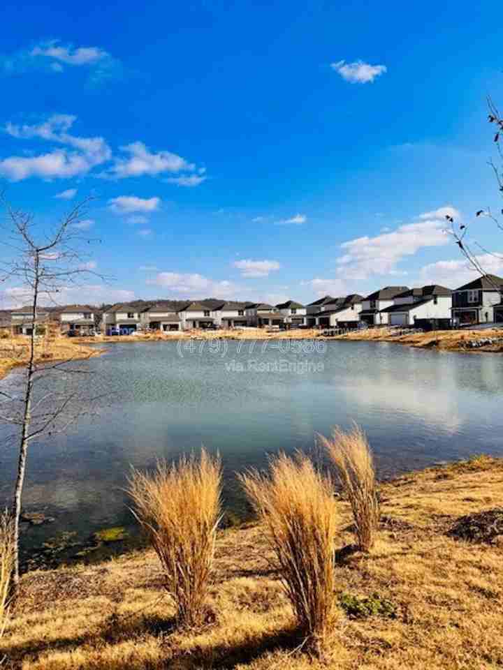 4802 W Planetree St - Photo 3 of 27