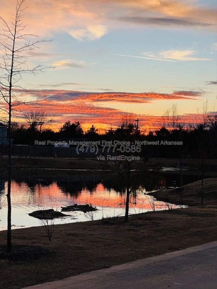 4802 W Planetree St - Photo 4 of 27