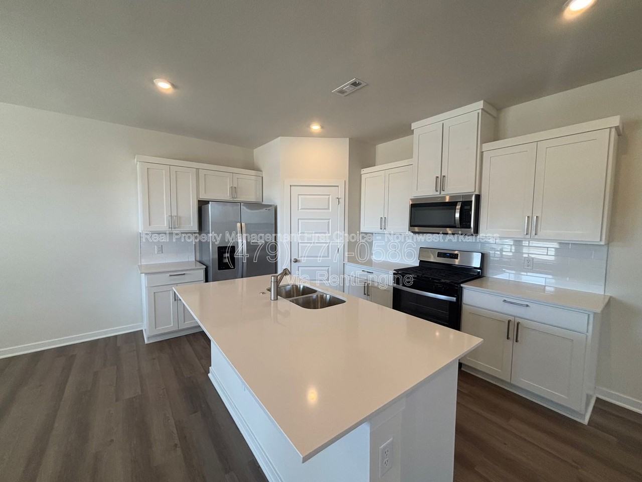 4802 W Planetree St - Photo 5 of 27