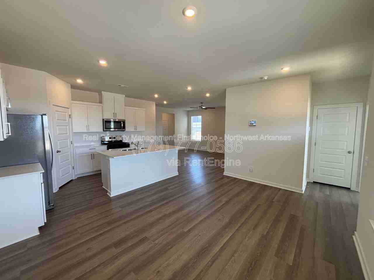 4802 W Planetree St - Photo 6 of 27