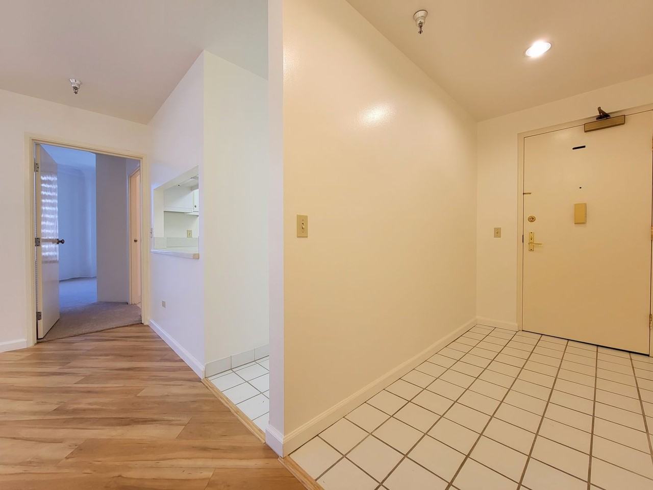 725 Kapiolani Blvd #1903 - Photo 5 of 28