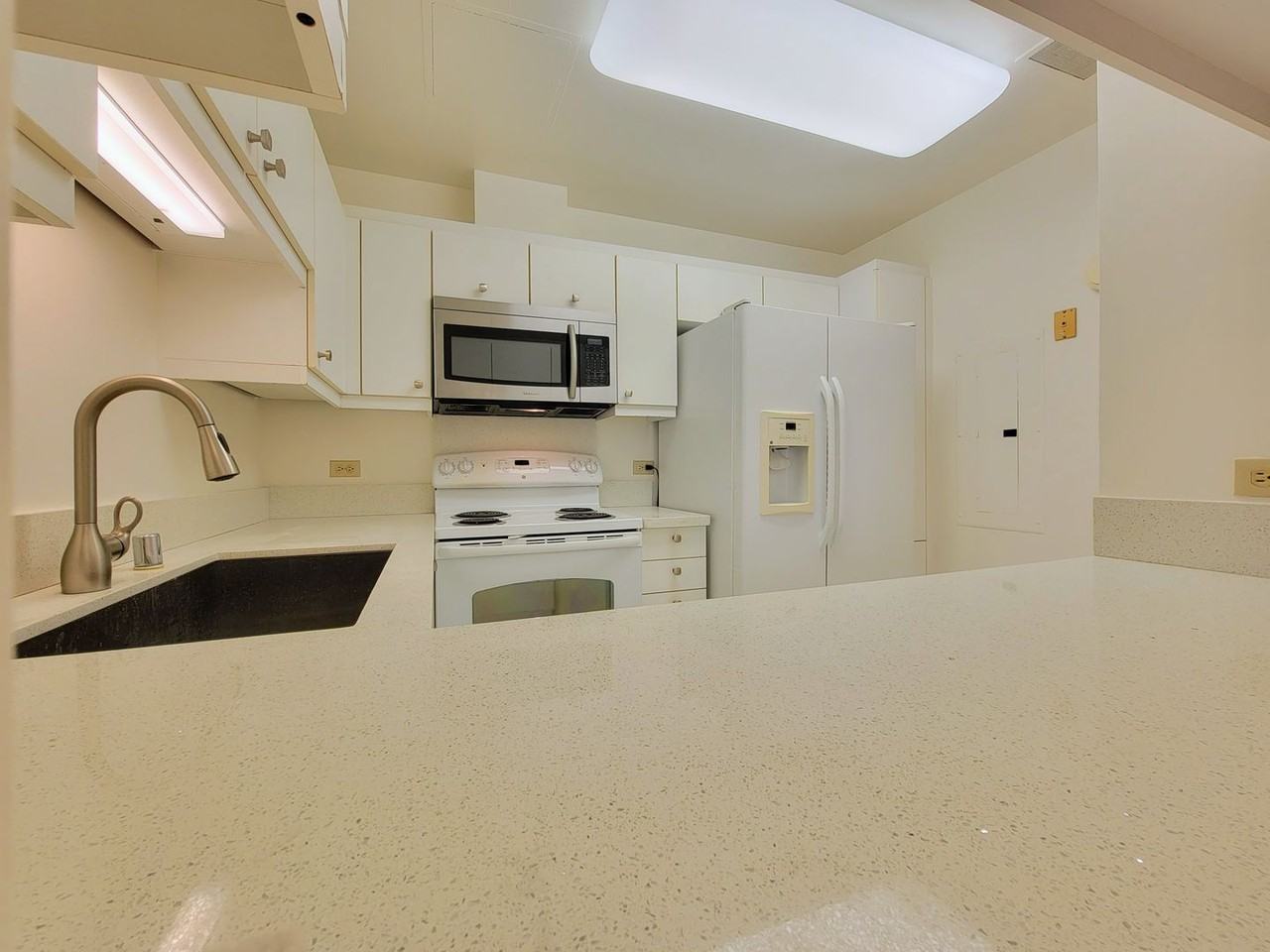 725 Kapiolani Blvd #1903 - Photo 7 of 28