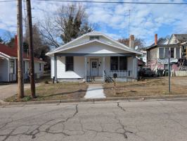 featured image of 202 Jackson St W